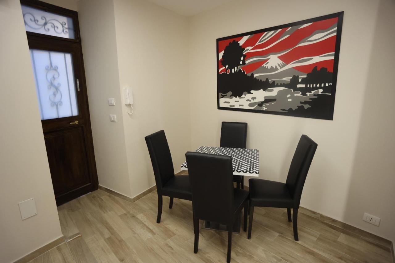 Appartement La Casa Nel Cortile à Catane Extérieur photo
